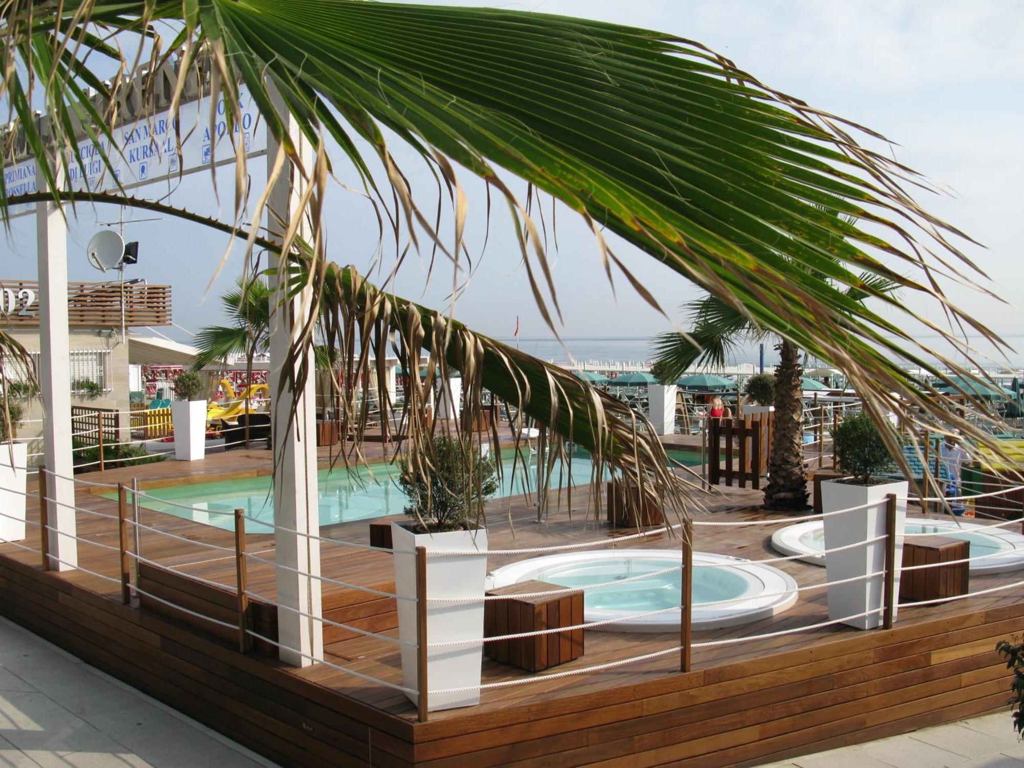 Hotel Taunus - Vista Mare Riccione Ngoại thất bức ảnh